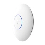 Access Point|UBIQUITI|1300 Mbps|IEEE 802.11a|IEEE 802.11b|IEEE 802.11g|IEEE 802.11n|IEEE 802.11ac|1xUSB 2.0|2xRJ45|Number of antennas 3|UAP-AC-PRO